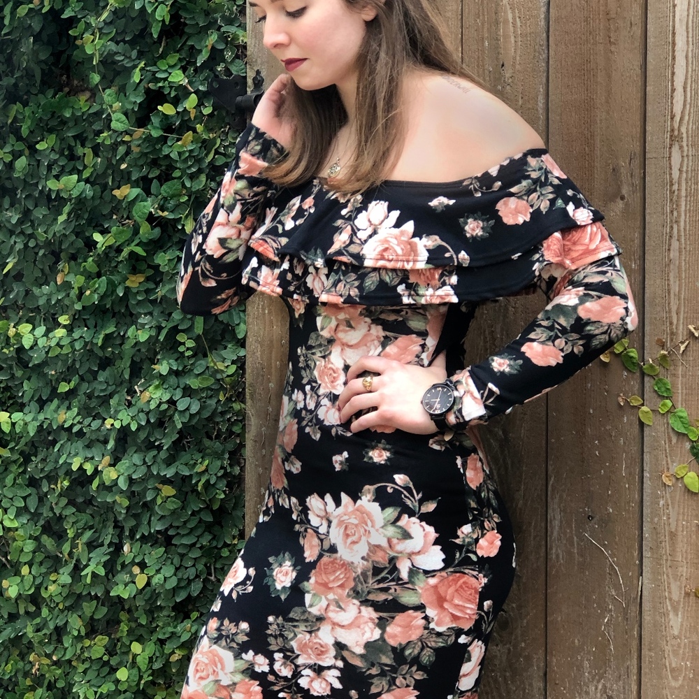 🌷 SALE🌷 Rose Ruffle Dress